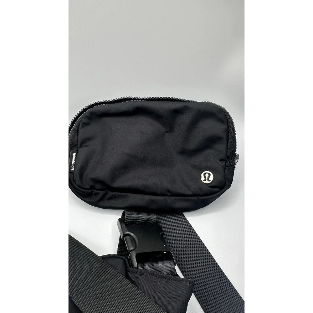 Lululemon Belt Bag Lot of 4 Black Crossbody Waist Bags Everywhere Style
